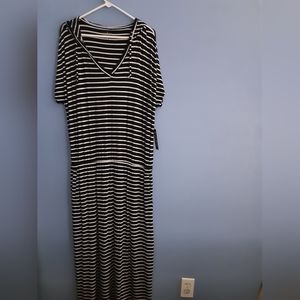 NY&Co. Hooded Maxi Dress